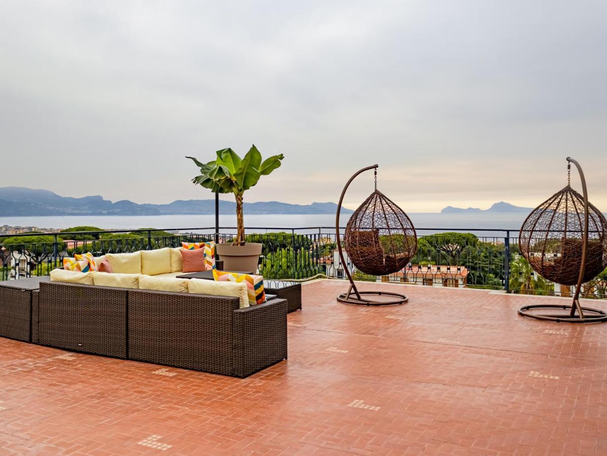 Panorama Love To Stay Ercolano Bagian luar foto